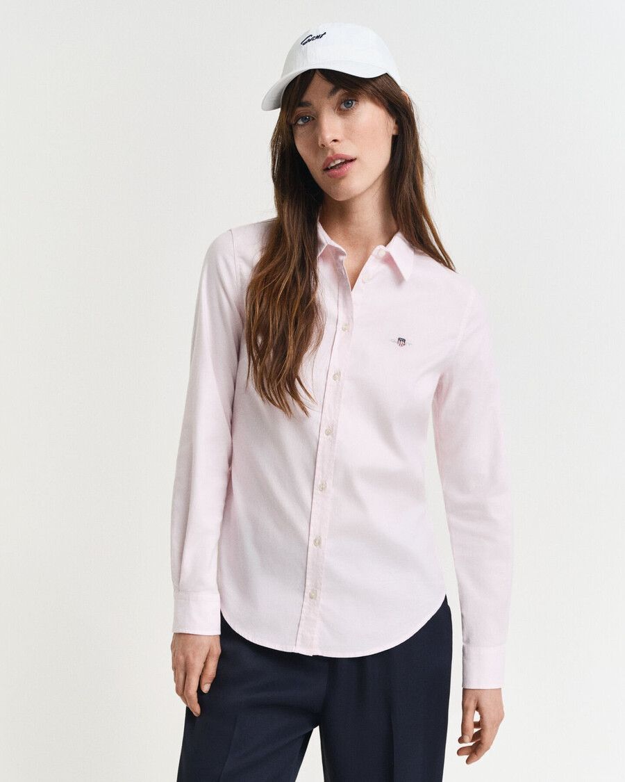 camisa oxford elástica de corte entallado - rosa claro