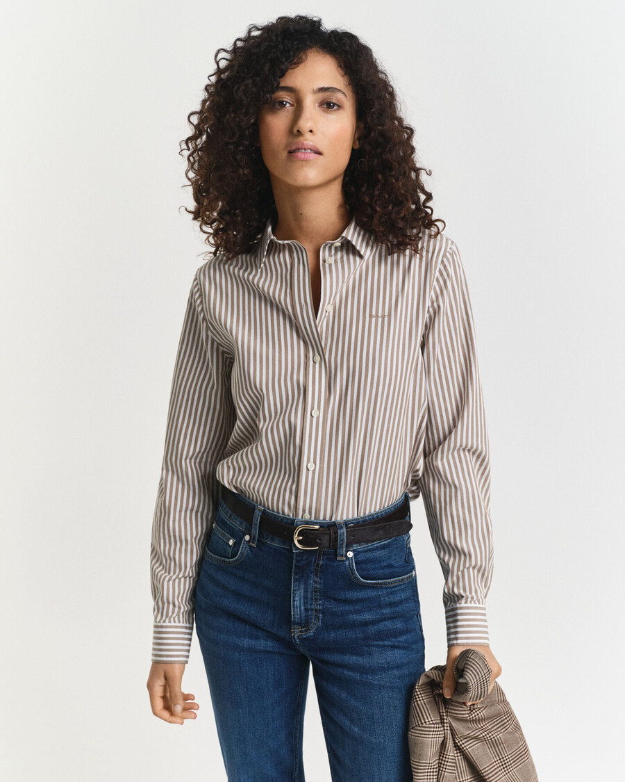 camisa clásica de popelina a rayas de corte regular - beige topo