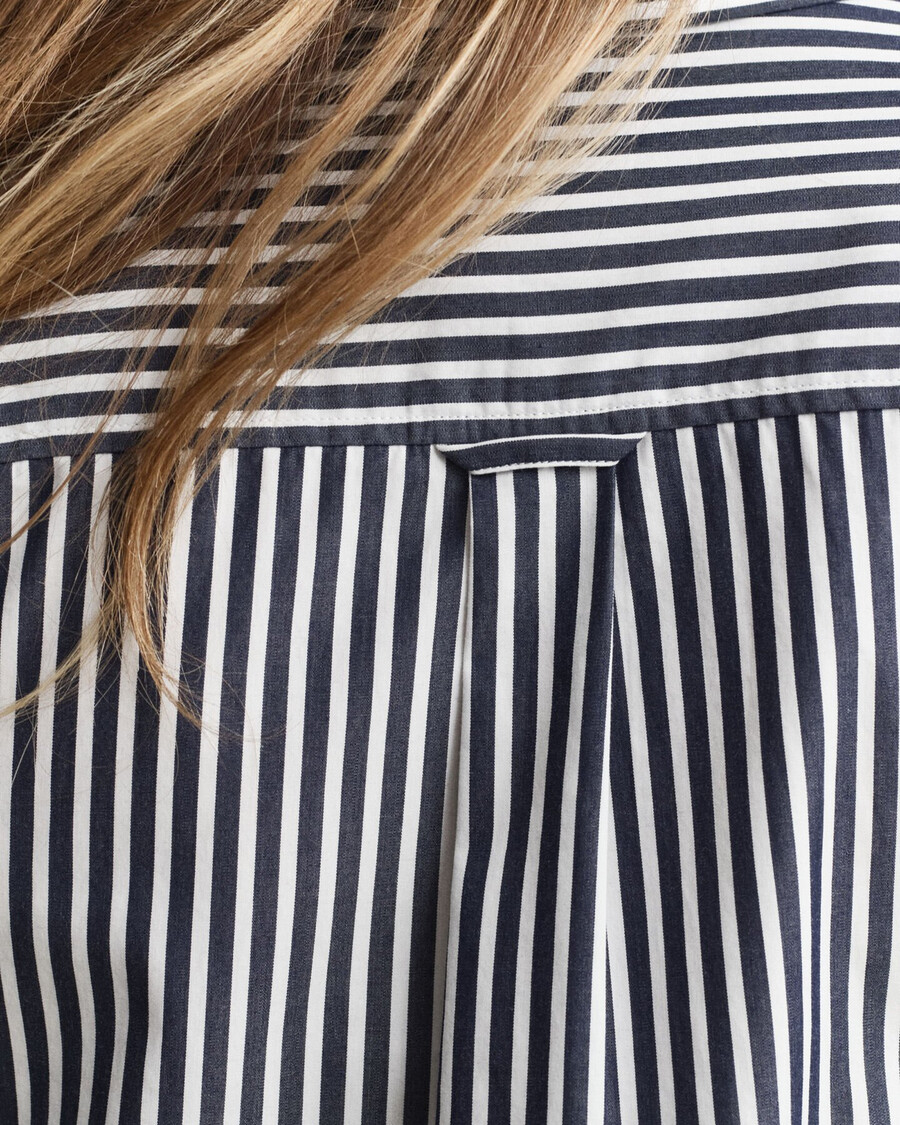 camisa clásica de popelina a rayas de corte regular - azul clásico