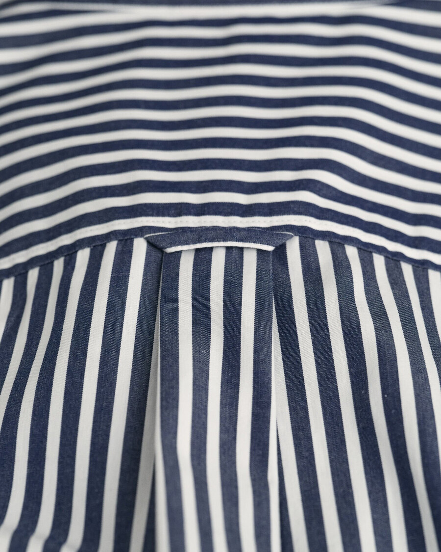camisa clásica de popelina a rayas de corte regular - azul clásico