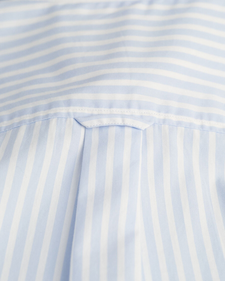 camisa clásica de popelina a rayas de corte regular - azul claro