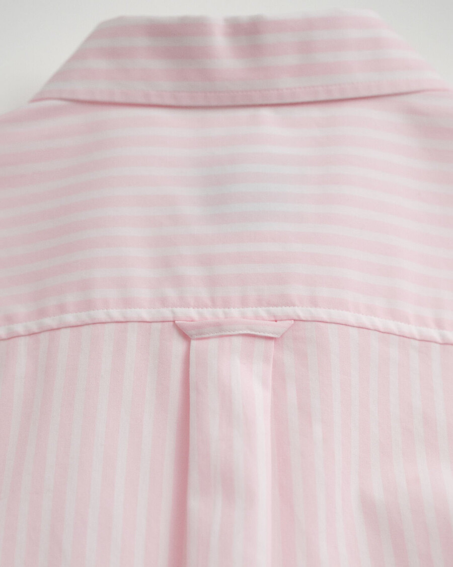 camisa clásica de popelina a rayas de corte regular - rosa claro