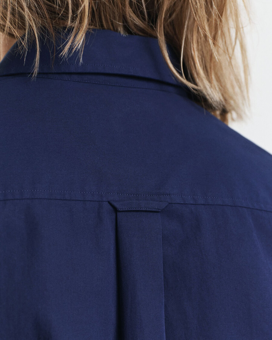 camisa clásica de popelina de corte regular - azul clásico