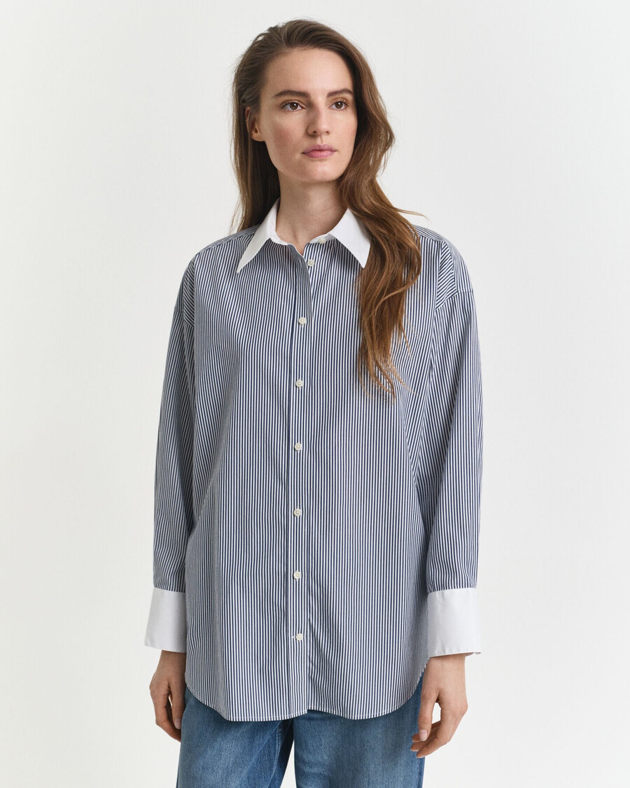 camisa de rayas oversize con cuello en contraste - azul persa