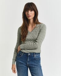 suéter de punto trenzado de algodón elástico con cuello en v - faded sage