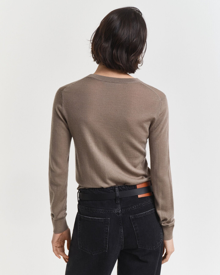 suéter de cuello redondo de lana merino extrafina - beige topo