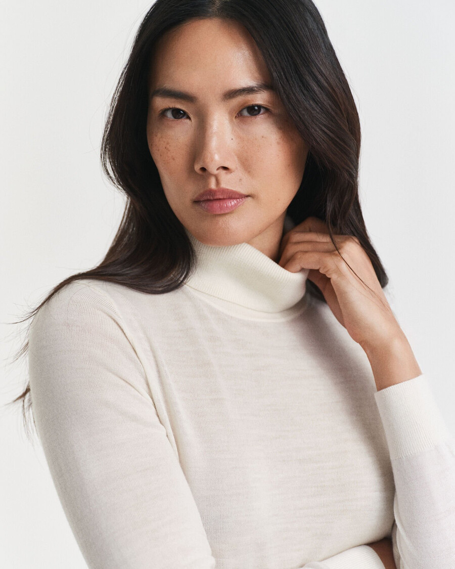 suéter de cuello alto de lana merino extrafina - crema