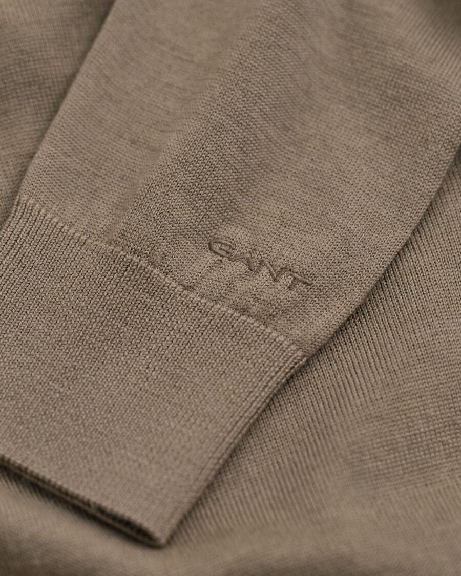 suéter de cuello alto de lana merino extrafina - beige topo
