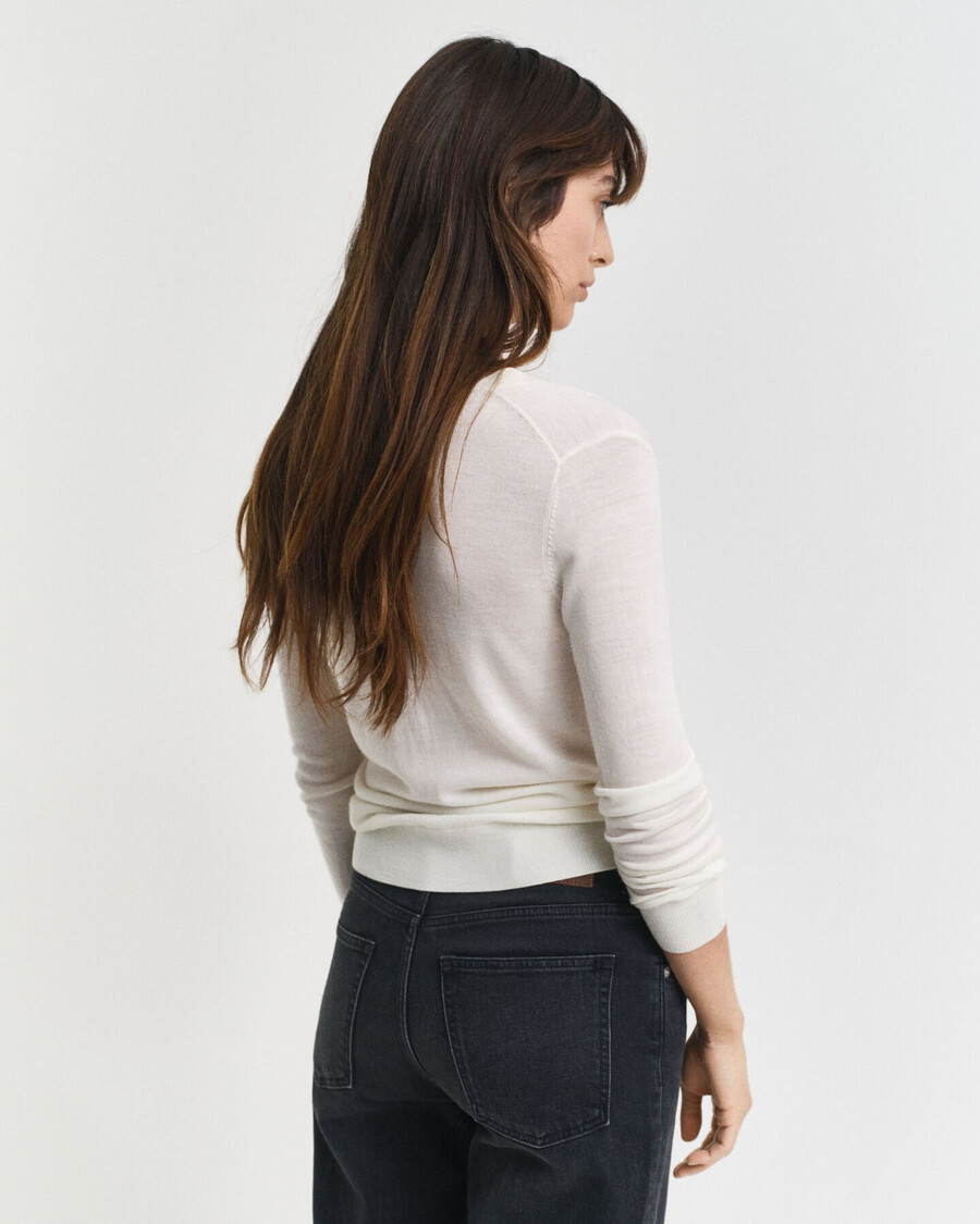 suéter de cuello en v de lana merino extrafina - crema